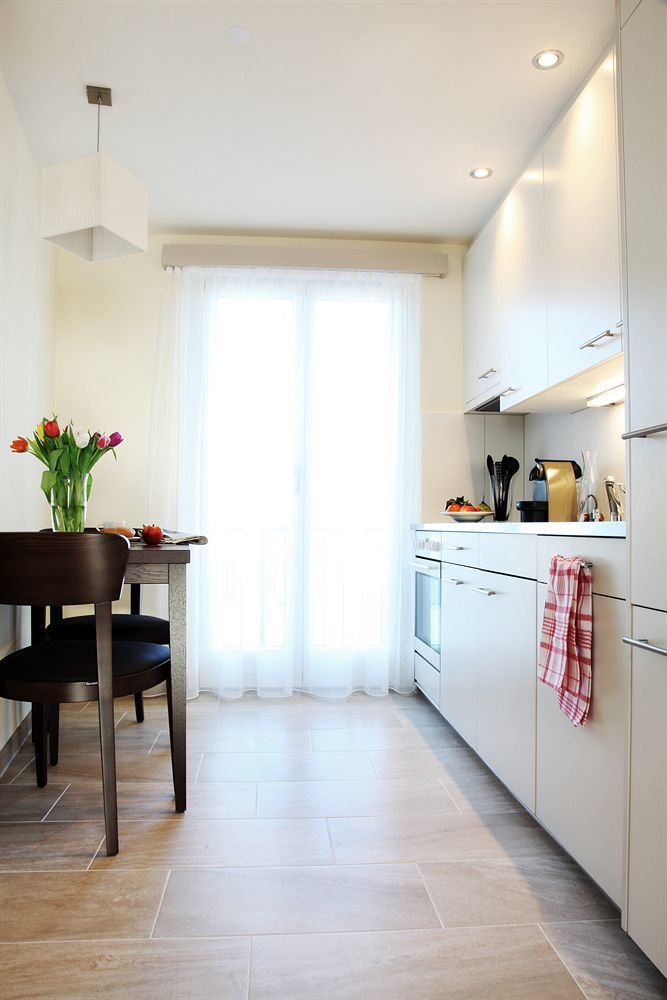 - Kieselgasse Curych